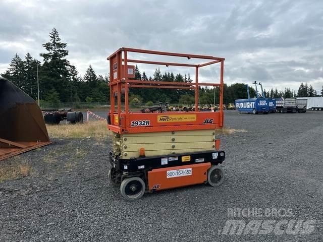 JLG 1932R Makazaste platforme