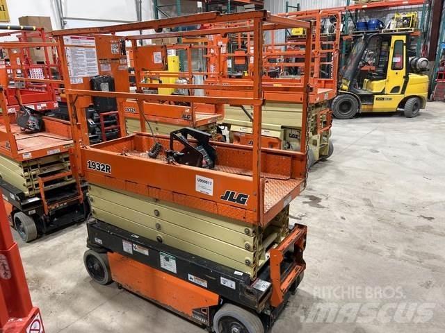 JLG 1932R Makazaste platforme