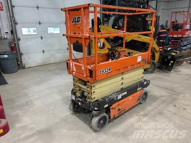 JLG 1932R Makazaste platforme