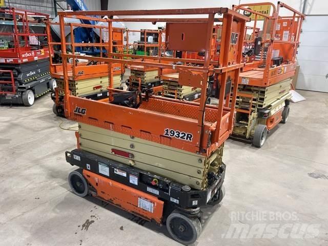 JLG 1932R Makazaste platforme