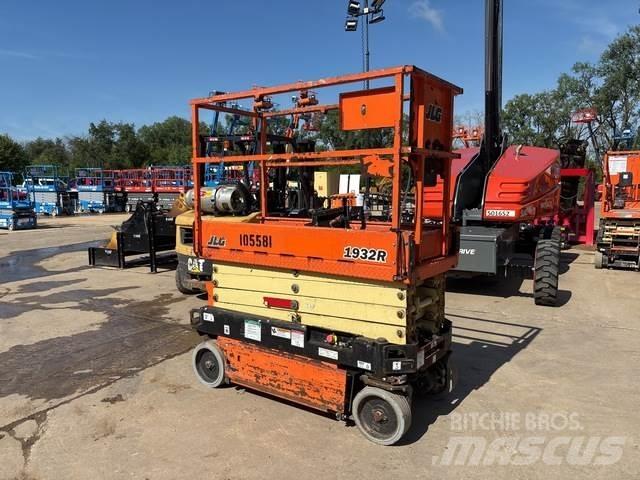 JLG 1932R Makazaste platforme