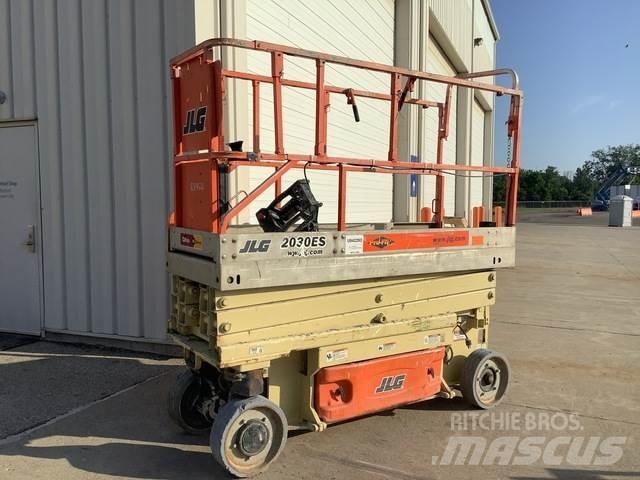 JLG 2030ES Makazaste platforme