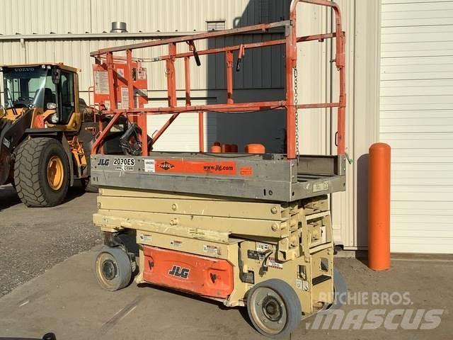 JLG 2030ES Makazaste platforme