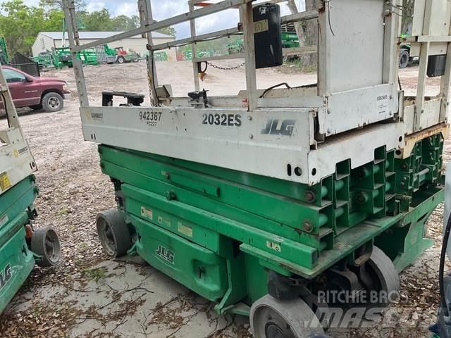 JLG 2032ES Makazaste platforme