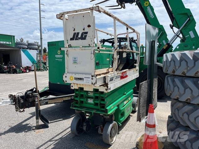 JLG 2032ES Makazaste platforme