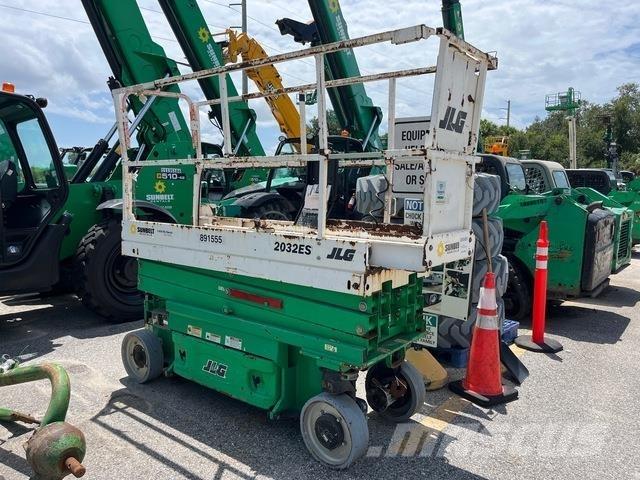 JLG 2032ES Makazaste platforme