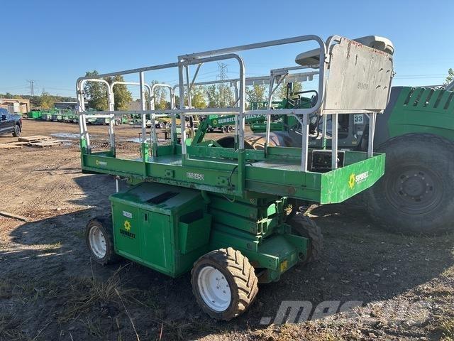 JLG 260MRT Makazaste platforme