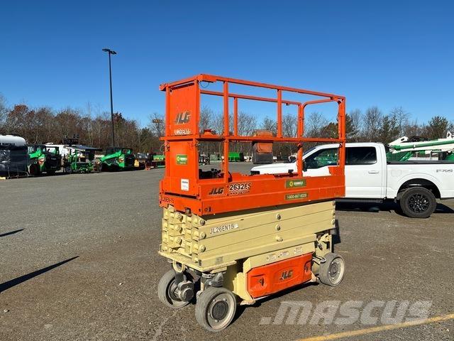 JLG 2630ES Makazaste platforme