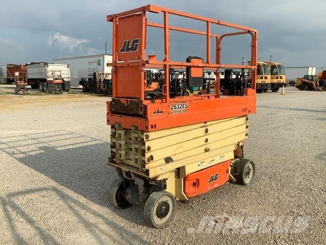 JLG 2632ES Makazaste platforme