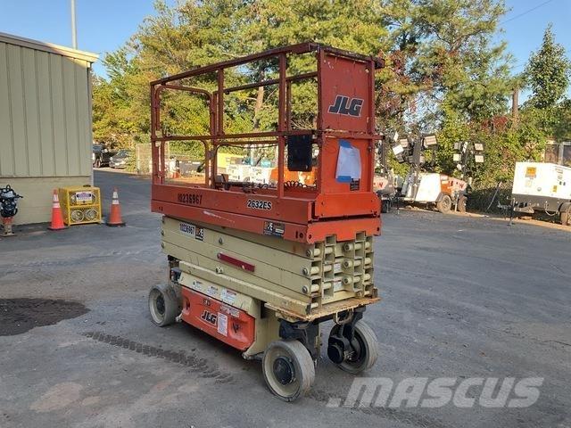 JLG 2632ES Makazaste platforme
