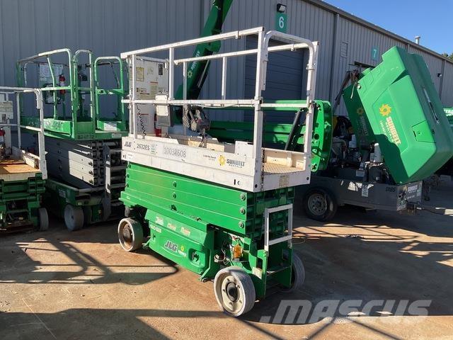 JLG 2632ES Makazaste platforme