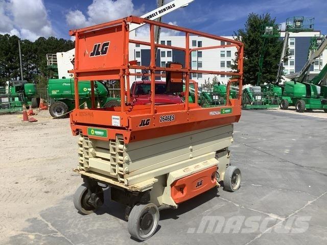 JLG 2646ES Makazaste platforme