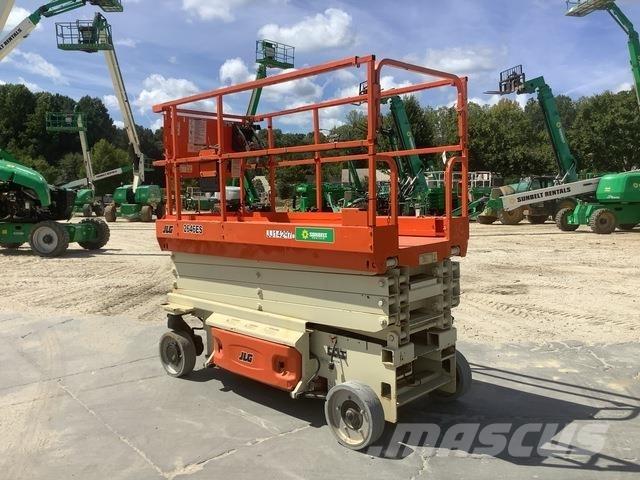 JLG 2646ES Makazaste platforme