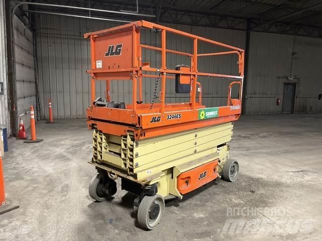 JLG 3246ES Makazaste platforme