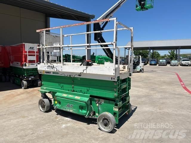 JLG 3246ES Makazaste platforme