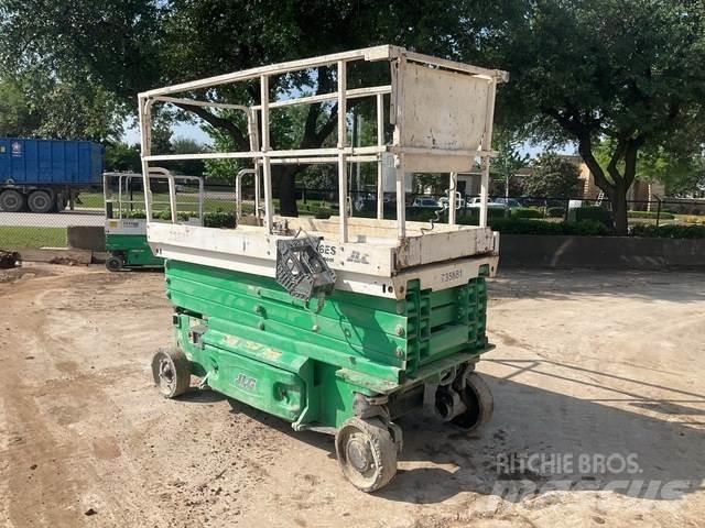 JLG 3246ES Makazaste platforme