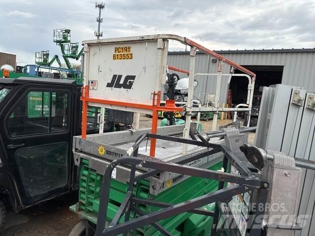JLG 3246ES Makazaste platforme