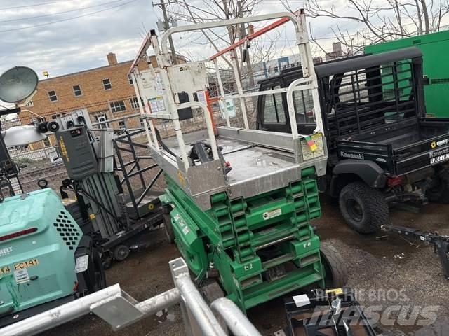 JLG 3246ES Makazaste platforme