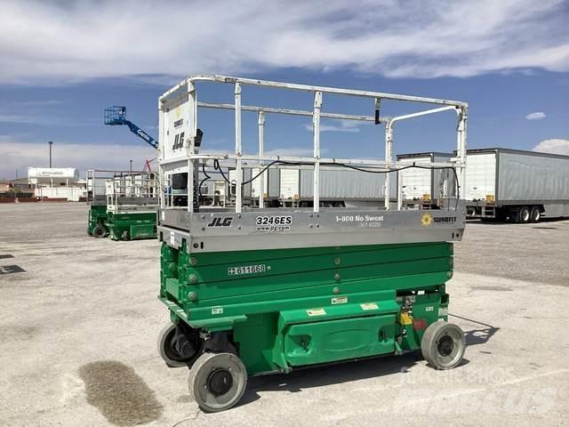 JLG 3246ES Makazaste platforme