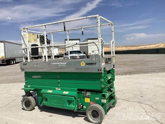 JLG 3246ES Makazaste platforme