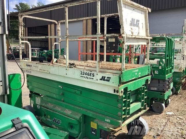 JLG 3246ES Makazaste platforme