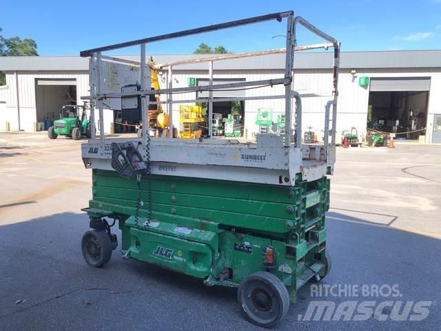 JLG 3246ES Makazaste platforme