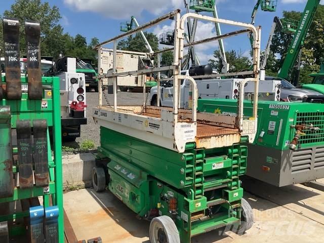JLG 3246ES Makazaste platforme