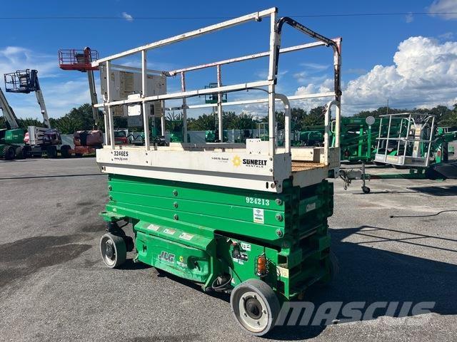 JLG 3246ES Makazaste platforme
