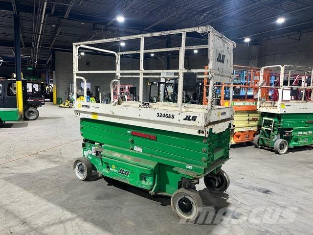 JLG 3246ES Makazaste platforme