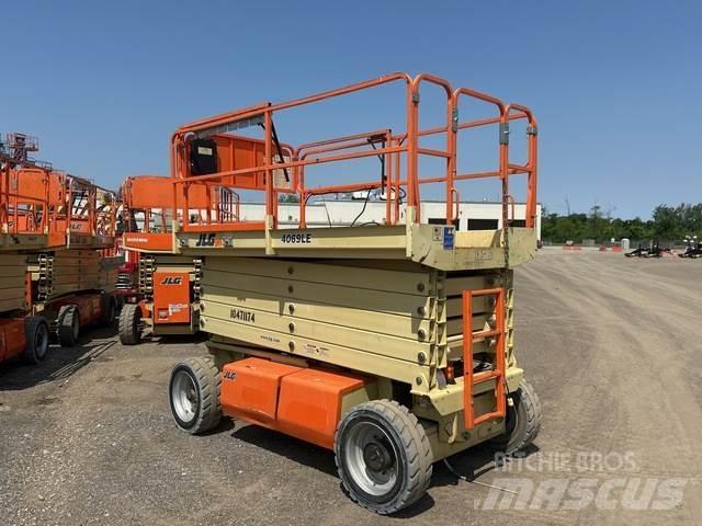 JLG 4069LE Makazaste platforme