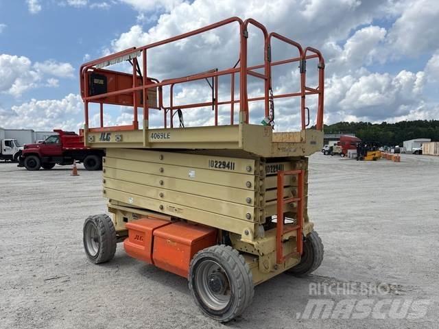 JLG 4069LE Makazaste platforme