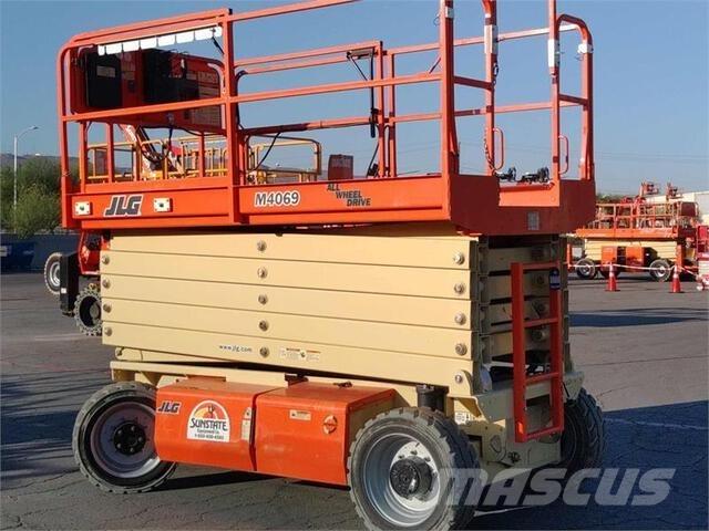 JLG 4069LE Makazaste platforme