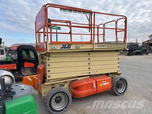 JLG 4069LE Makazaste platforme