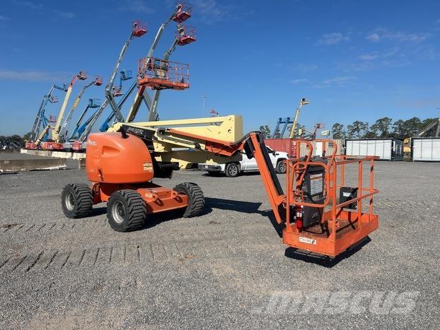JLG 450AJ SII Zglobne podizne platforme