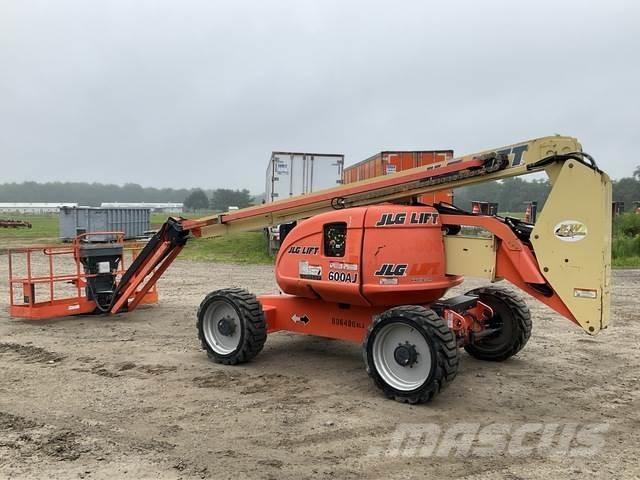 JLG 600AJ Zglobne podizne platforme