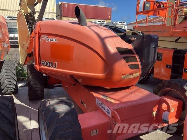 JLG 600AJ Zglobne podizne platforme
