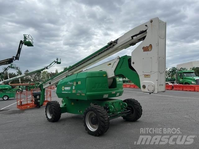 JLG 800A Zglobne podizne platforme