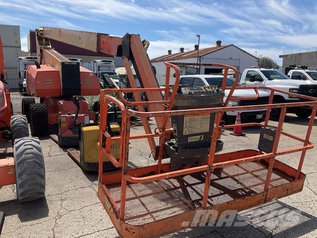 JLG 800AJ Zglobne podizne platforme