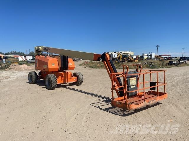 JLG 800AJ Zglobne podizne platforme