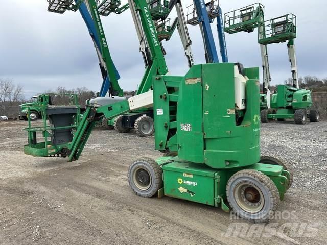 JLG E300AJ Zglobne podizne platforme