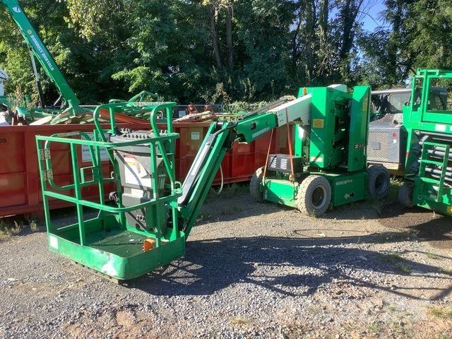 JLG E300AJ Zglobne podizne platforme