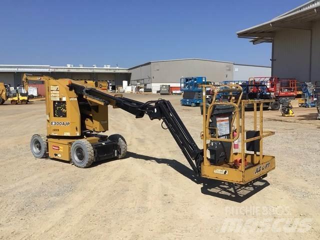 JLG E300AJP Zglobne podizne platforme