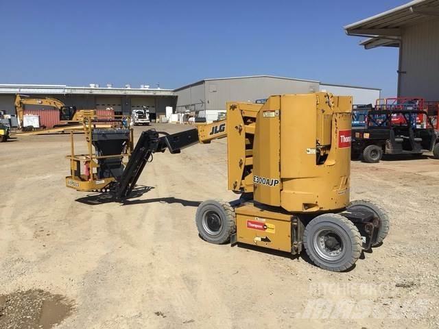 JLG E300AJP Zglobne podizne platforme