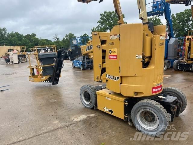 JLG E300AJP Zglobne podizne platforme