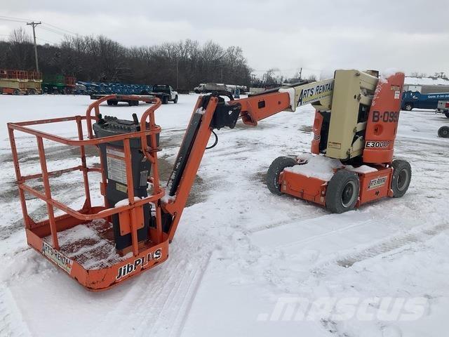 JLG E300AJP Zglobne podizne platforme