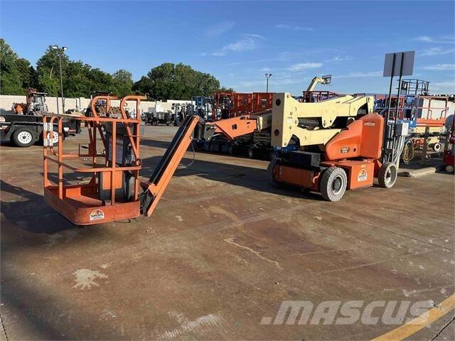 JLG E400AJPN Zglobne podizne platforme