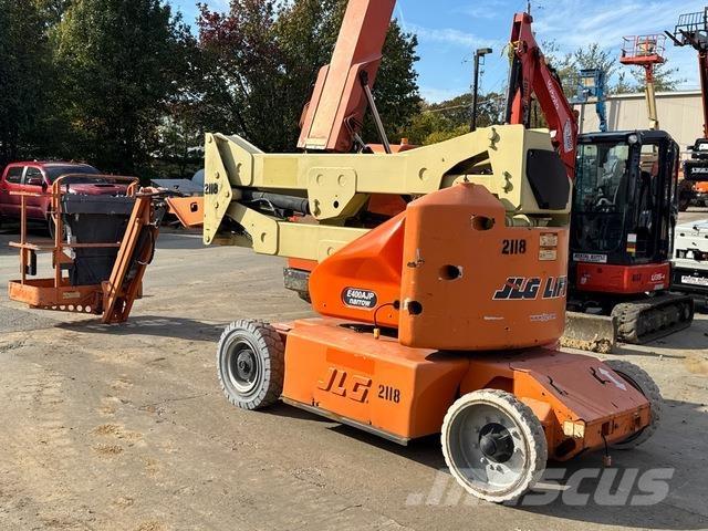 JLG E400AJPN Zglobne podizne platforme