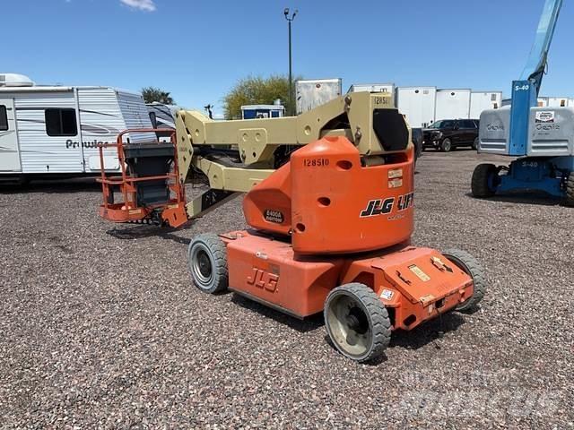 JLG E400AN Zglobne podizne platforme