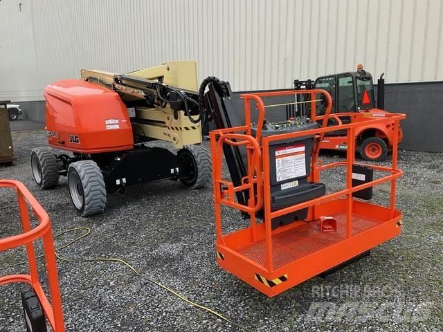 JLG EC450AJ Zglobne podizne platforme
