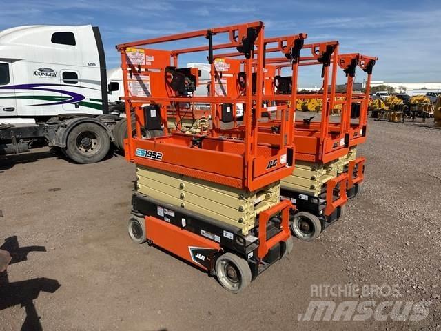 JLG ES1932 Makazaste platforme